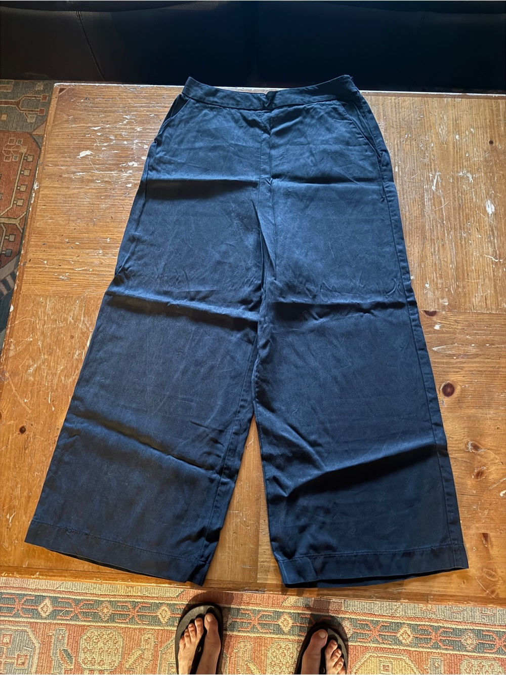 VETTA Wide-Leg Pants in Deep Navy